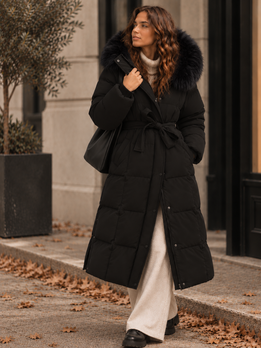 Elara Langer Puffer-Mantel mit Gürtel
