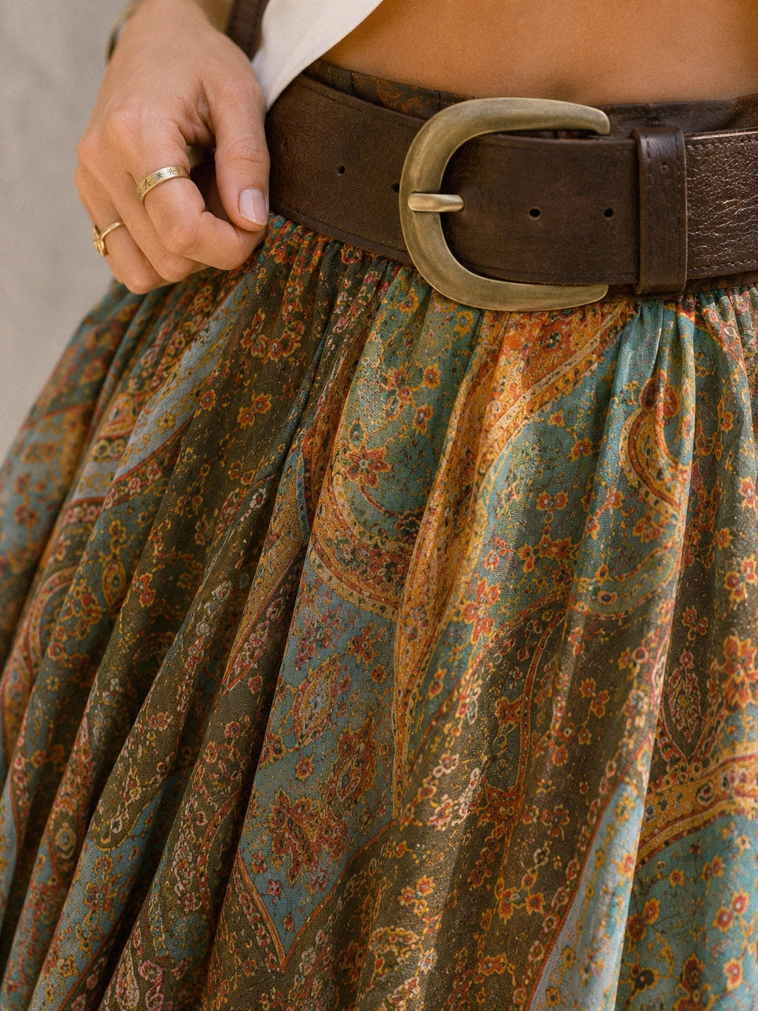 Valencia Paisley Skirt with Belt