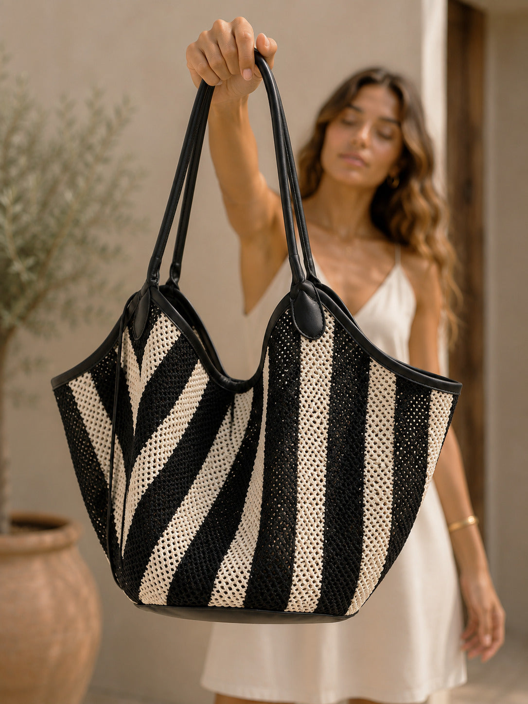 Mila Woven Bag